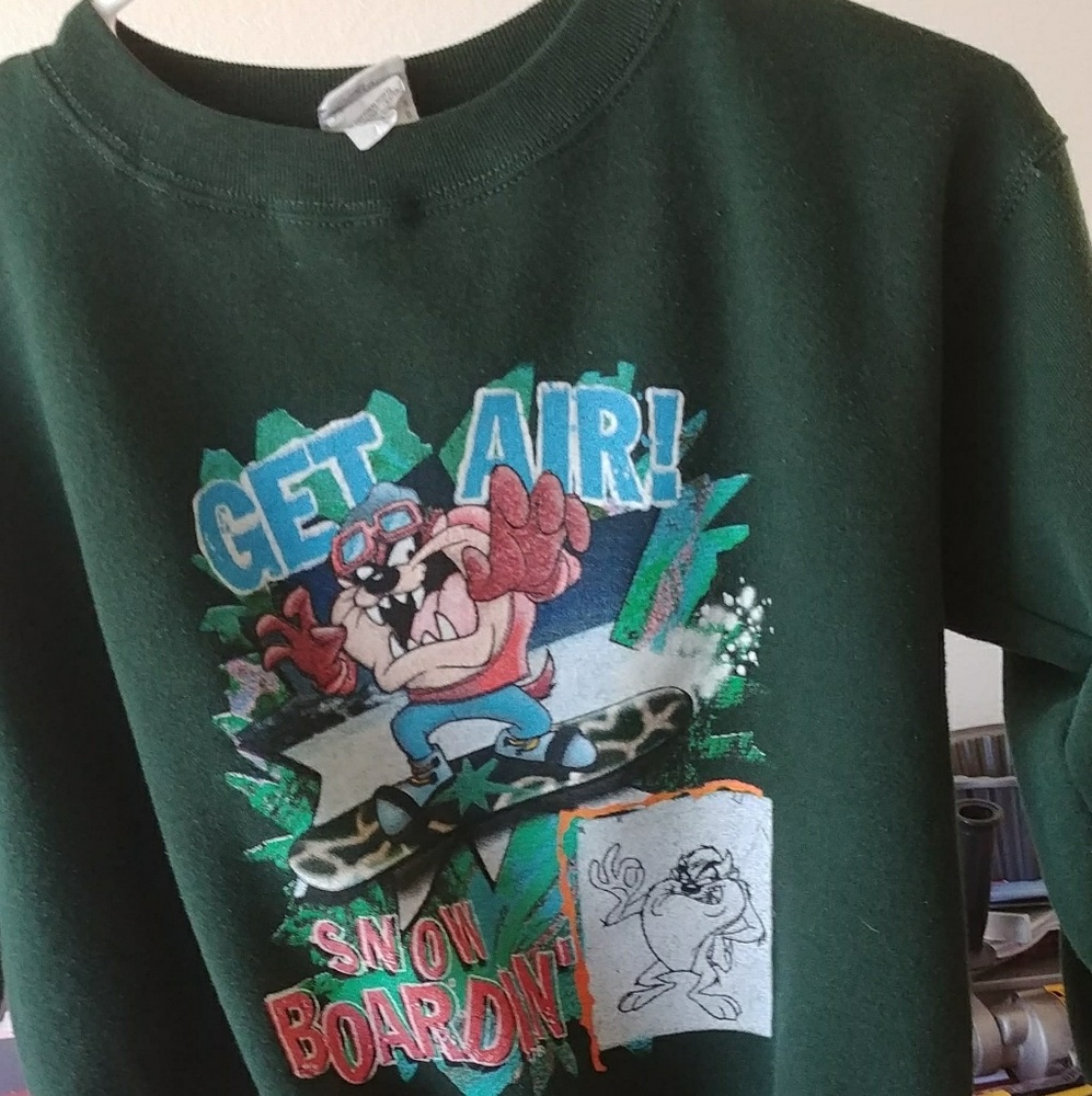 Sweatshirt